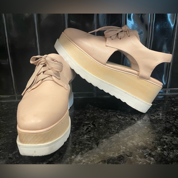 bibi lou Shoes - Bibi Lou Platform Nude Wedges